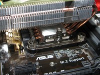 M.2 SSD-levyn asennus