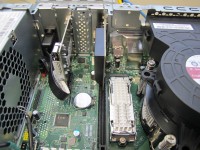 Verkkokortti asennettu tietokoneen PCIe x16 väylään